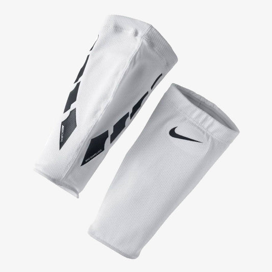 Nike Guard Lock Elite Sleeve